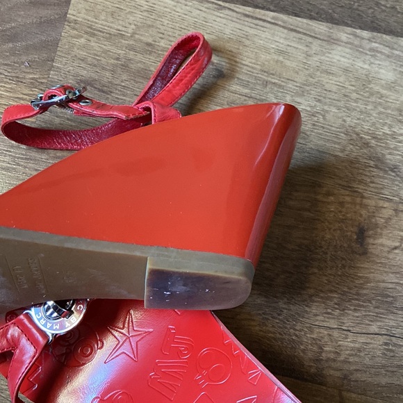Marc Jacob Cherry Red Heeled Sandals with Turn Tab.(gentle use). - Picture 10 of 10